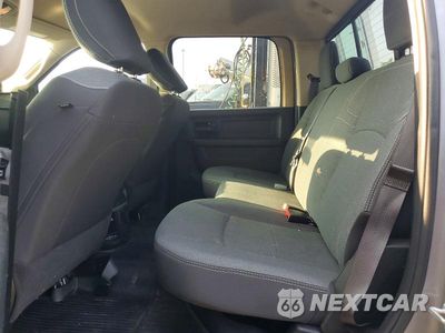 Zdjęcie 11 z 13 samochodu: 2020 RAM 2500 TRADESMAN VIN:3C6UR5CJ2LG288166 - miniatura