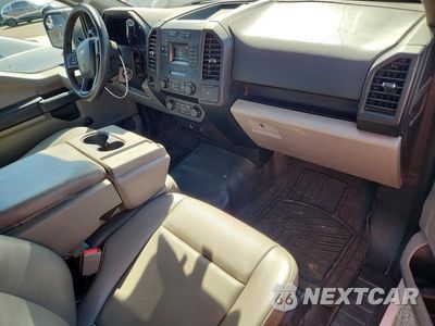 Zdjęcie 8 z 12 samochodu: 2020 FORD F150 VIN:1FTMF1CB9LKD40226 - miniatura