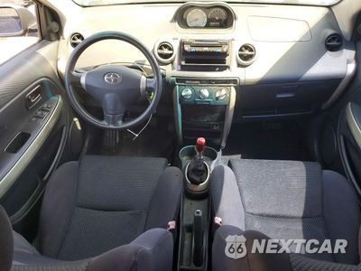 Zdjęcie 8 z 12 samochodu: 2005 SCION XA BASE VIN:JTKKT624250105805 - miniatura