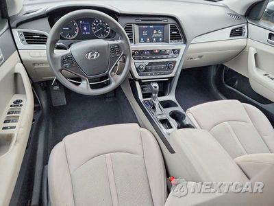 Zdjęcie 8 z 12 samochodu: 2017 HYUNDAI SONATA ECO VIN:5NPE24AAXHH457198 - miniatura