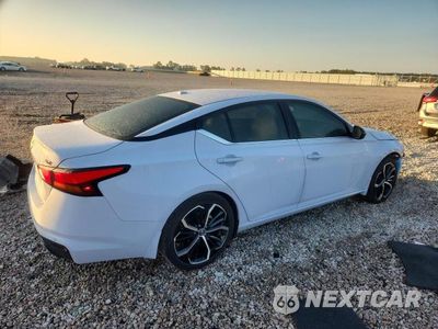 Trzecie zdjęcie samochodu z tyłu: 2025 NISSAN ALTIMA SR VIN:1N4BL4CV0SN420383 - miniatura