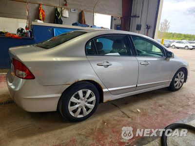 Trzecie zdjęcie samochodu z tyłu: 2009 HONDA CIVIC LX VIN:2HGFA165X9H311817 - miniatura