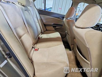 Zdjęcie 10 z 13 samochodu: 2009 HONDA ACCORD LXP VIN:1HGCP26489A174406 - miniatura