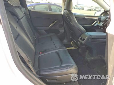 Zdjęcie 10 z 12 samochodu: 2023 TESLA MODEL Y VIN:7SAYGAEE9PF851379 - miniatura