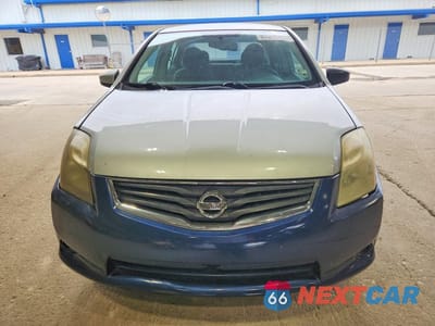 Piąte zdjęcie samochodu w środku: 2011 NISSAN SENTRA 2.0 VIN:3N1AB6AP7BL642172 - miniatura