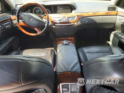 Zdjęcie 8 z 12 samochodu: 2012 MERCEDES-BENZ S 550 4MATIC VIN:WDDNG9EBXCA457676 - miniatura