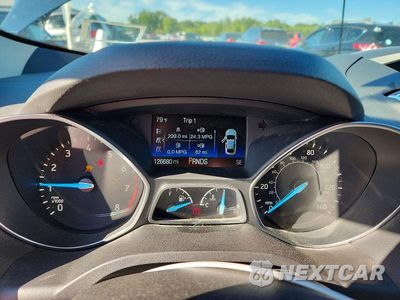 Zdjęcie 9 z 13 samochodu: 2018 FORD ESCAPE SE VIN:1FMCU9GD5JUC25731 - miniatura