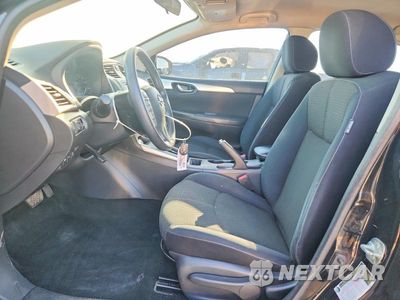 Zdjęcie 7 z 13 samochodu: 2017 NISSAN SENTRA S VIN:3N1AB7AP9HY342618 - miniatura