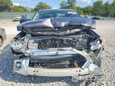 Piąte zdjęcie samochodu w środku: 2017 TOYOTA TUNDRA SR5 VIN:5TFDW5F16HX628290 - miniatura