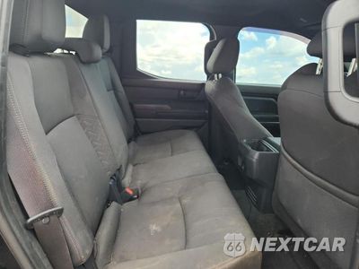 Zdjęcie 10 z 12 samochodu: 2024 TOYOTA TACOMA SR5 VIN:3TMKB5FN3RM021633 - miniatura