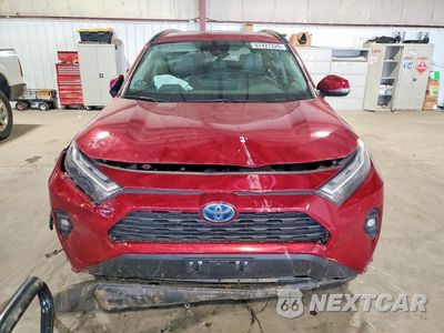 Piąte zdjęcie samochodu w środku: 2024 TOYOTA RAV4 XLE PREMIUM VIN:4T3B6RFV7RU173957 - miniatura