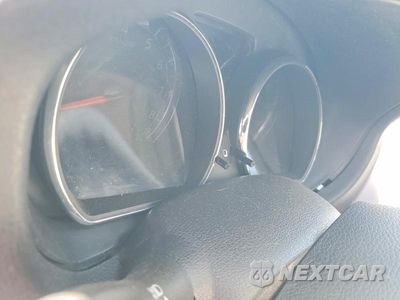 Zdjęcie 9 z 12 samochodu: 2019 NISSAN VERSA SV VIN:3N1CN7AP4KL847132 - miniatura