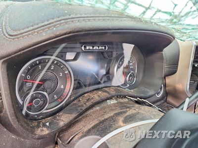 Zdjęcie 9 z 12 samochodu: 2020 RAM 2500 LARAMIE VIN:3C6UR5FL1LG107359 - miniatura