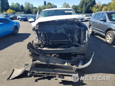 Piąte zdjęcie samochodu w środku: 2013 CHEVROLET SUBURBAN K1500 LT VIN:1GNSKJE70DR267422 - miniatura