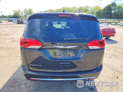 Zdjęcie 6 z 13 samochodu: 2020 CHRYSLER PACIFICA TOURING L VIN:2C4RC1BG6LR210191 - miniatura