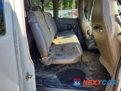 Zdjęcie 11 z 14 samochodu: 2017 CHEVROLET EXPRESS G3500 LT VIN:1GAZGPFG6H1231077 - miniatura