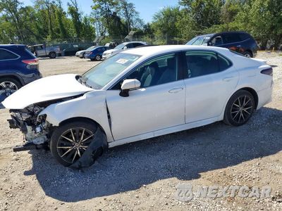 2024 TOYOTA CAMRY SE 4T1G11AK8RU910143 - główne zdjęcie licytacji z USA - miniatura