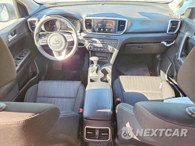 Zdjęcie 8 z 13 samochodu: 2021 KIA SPORTAGE LX VIN:KNDPM3AC5M7922094 - miniatura