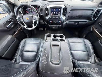 Zdjęcie 9 z 10 samochodu: 2020 CHEVROLET SILVERADO K1500 LT VIN:3GCUYDET9LG186867 - miniatura