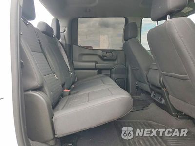 Zdjęcie 10 z 12 samochodu: 2022 CHEVROLET SILVERADO K1500 CUSTOM VIN:1GCPDBEK8NZ535542 - miniatura