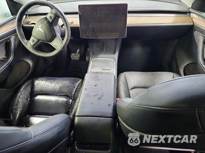 Zdjęcie 8 z 12 samochodu: 2023 TESLA MODEL Y VIN:7SAYGDEE7PF755574 - miniatura