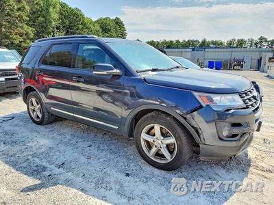 Czwarte zdjęcie samochodu z boku: 2017 FORD EXPLORER XLT VIN:1FM5K8D80HGD75416 - miniatura
