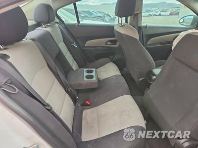 Zdjęcie 11 z 14 samochodu: 2013 CHEVROLET CRUZE LS VIN:1G1PA5SG0D7155057 - miniatura
