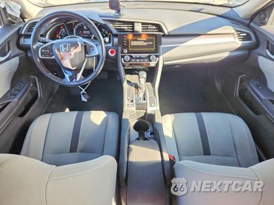 Zdjęcie 8 z 12 samochodu: 2020 HONDA CIVIC EX VIN:19XFC1F3XLE005176 - miniatura