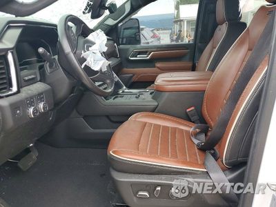 Zdjęcie 7 z 12 samochodu: 2025 GMC SIERRA K2500 DENALI ULTIMATE VIN:1GT4UXEY1SF162331 - miniatura