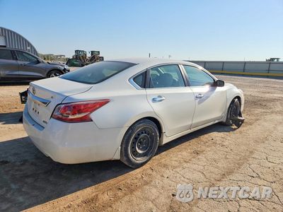 Trzecie zdjęcie samochodu z tyłu: 2013 NISSAN ALTIMA 2.5 VIN:1N4AL3AP8DN477959 - miniatura