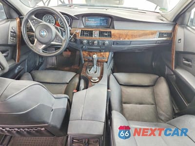 Zdjęcie 8 z 12 samochodu: 2007 BMW 530 XI VIN:WBANF73547CU23528 - miniatura
