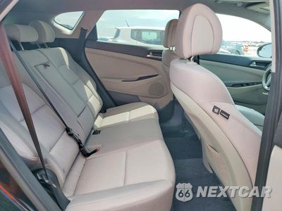 Zdjęcie 10 z 12 samochodu: 2018 HYUNDAI TUCSON SE VIN:KM8J23A49JU693996 - miniatura