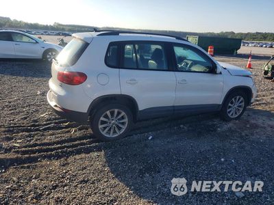 Trzecie zdjęcie samochodu z tyłu: 2017 VOLKSWAGEN TIGUAN S VIN:WVGBV7AX6HK044854 - miniatura