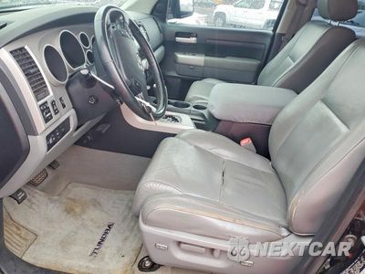 Zdjęcie 7 z 13 samochodu: 2007 TOYOTA TUNDRA LIMITED VIN:5TBDV58117S461141 - miniatura