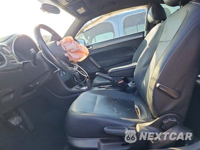 Zdjęcie 7 z 13 samochodu: 2013 VOLKSWAGEN BEETLE VIN:3VWJX7AT0DM603788 - miniatura