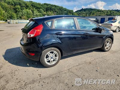 Trzecie zdjęcie samochodu z tyłu: 2019 FORD FIESTA SE VIN:3FADP4EJ1KM113497 - miniatura
