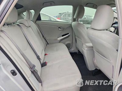Zdjęcie 10 z 12 samochodu: 2013 TOYOTA PRIUS THREE VIN:JTDKN3DU8D5661809 - miniatura