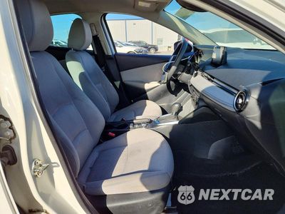 Zdjęcie 7 z 13 samochodu: 2019 TOYOTA YARIS LE VIN:3MYDLBYV5KY523285 - miniatura