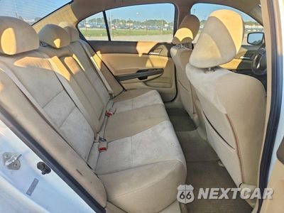 Zdjęcie 10 z 12 samochodu: 2010 HONDA ACCORD LXP VIN:1HGCP2F48AA117367 - miniatura