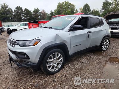 2024 JEEP COMPASS LATITUDE LUX 3C4NJDFN9RT107173 - główne zdjęcie licytacji z USA - miniatura