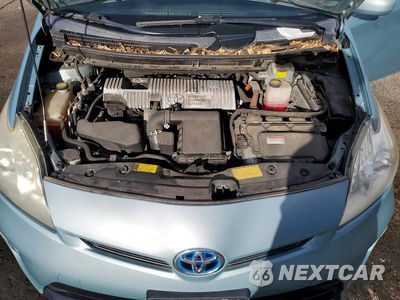 Zdjęcie 11 z 12 samochodu: 2013 TOYOTA PRIUS TWO VIN:JTDKN3DU9D5655629 - miniatura