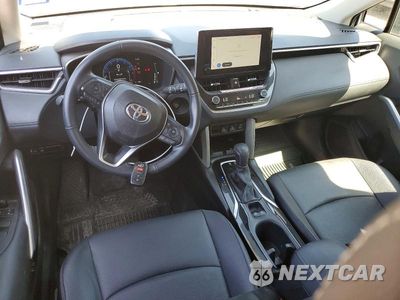 Zdjęcie 8 z 14 samochodu: 2024 TOYOTA COROLLA CROSS XLE VIN:7MUDAABGXRV098775 - miniatura