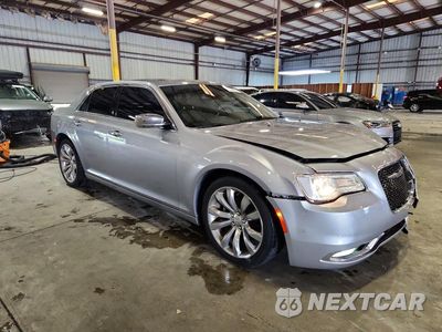 Czwarte zdjęcie samochodu z boku: 2017 CHRYSLER 300C VIN:2C3CCAEG0HH586680 - miniatura