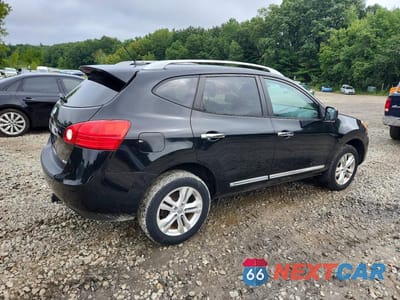 Trzecie zdjęcie samochodu z tyłu: 2015 NISSAN ROGUE SELECT S VIN:JN8AS5MV1FW258622 - miniatura