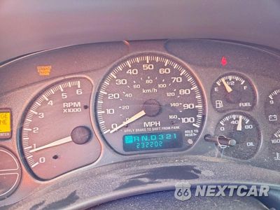 Zdjęcie 9 z 12 samochodu: 2001 GMC NEW SIERRA C1500 VIN:2GTEC19T011382567 - miniatura