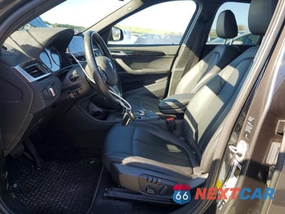Zdjęcie 7 z 14 samochodu: 2021 BMW X1 XDRIVE28I VIN:WBXJG9C02M5T40942 - miniatura