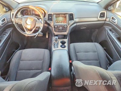 Zdjęcie 8 z 14 samochodu: 2017 JEEP GRAND CHEROKEE LAREDO VIN:1C4RJEAG0HC647487 - miniatura