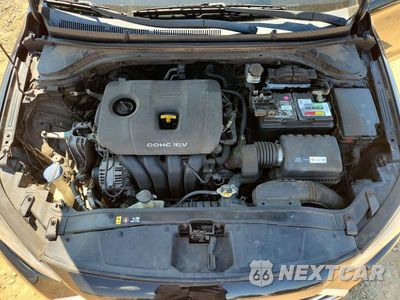 Zdjęcie 11 z 12 samochodu: 2017 HYUNDAI ELANTRA SE VIN:5NPD74LF9HH184969 - miniatura