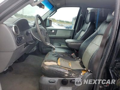 Zdjęcie 7 z 13 samochodu: 2004 FORD EXPEDITION XLS VIN:1FMPU14W14LB79883 - miniatura