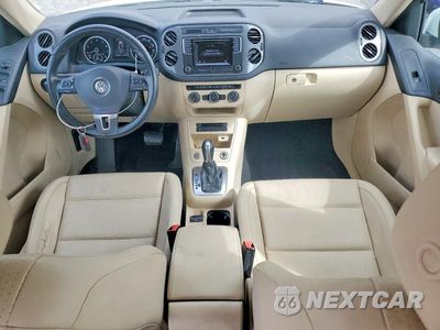 Zdjęcie 8 z 12 samochodu: 2016 VOLKSWAGEN TIGUAN S VIN:WVGAV7AX0GW552126 - miniatura